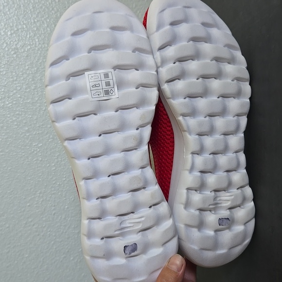 NWT Skechers Red Go Walk Slip On Shoes Size 7.5 - Picture 6 of 9